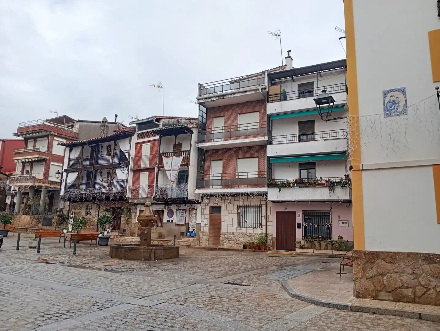 Vista exterior de Casa o xalet en venda en Talaveruela de la Vera