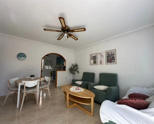 Sala d'estar de Apartament de lloguer en Mazarrón amb Aire condicionat, Terrassa i Piscina