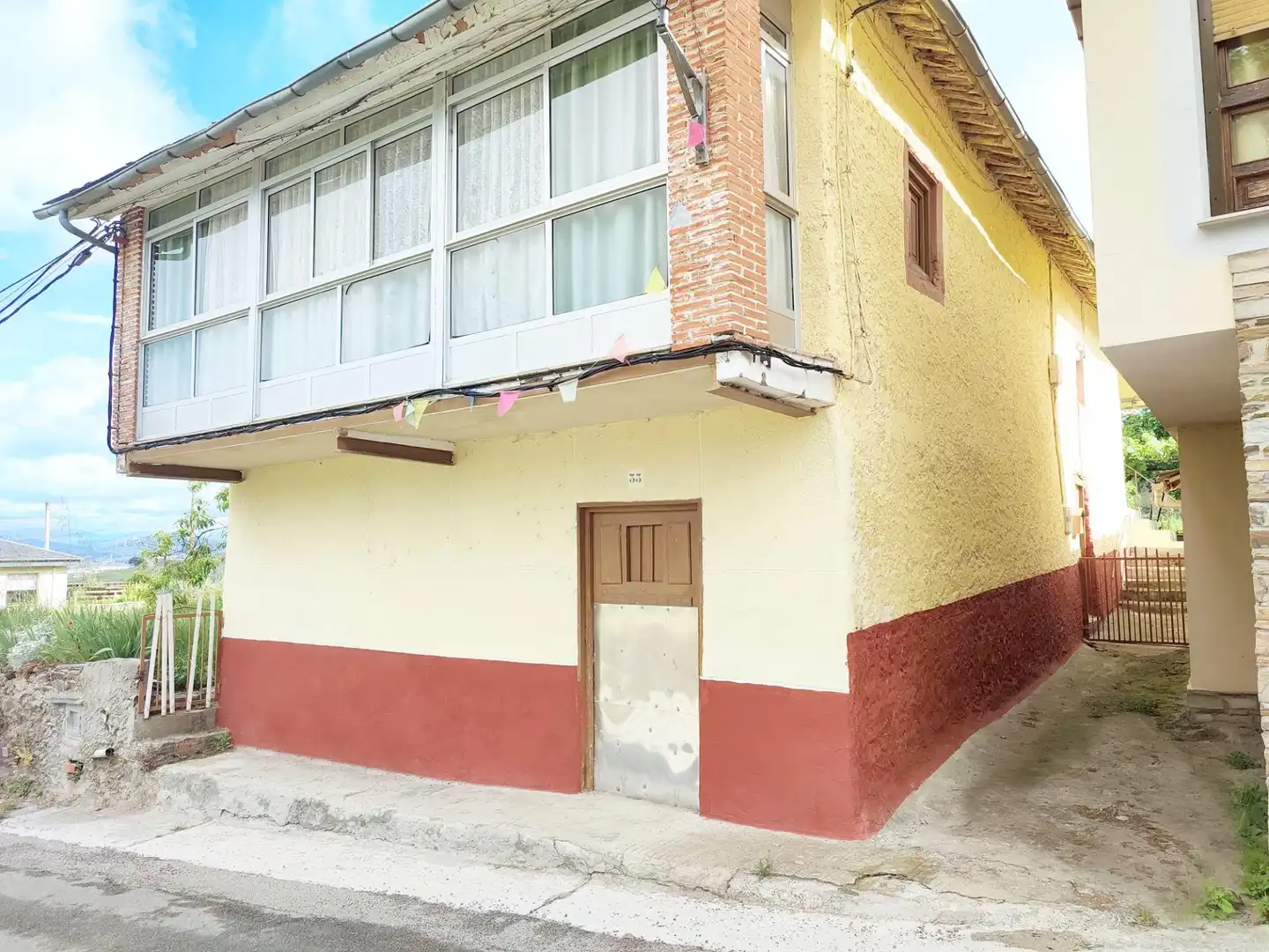Vista exterior de Casa o chalet en venta en Ponferrada con Calefacción