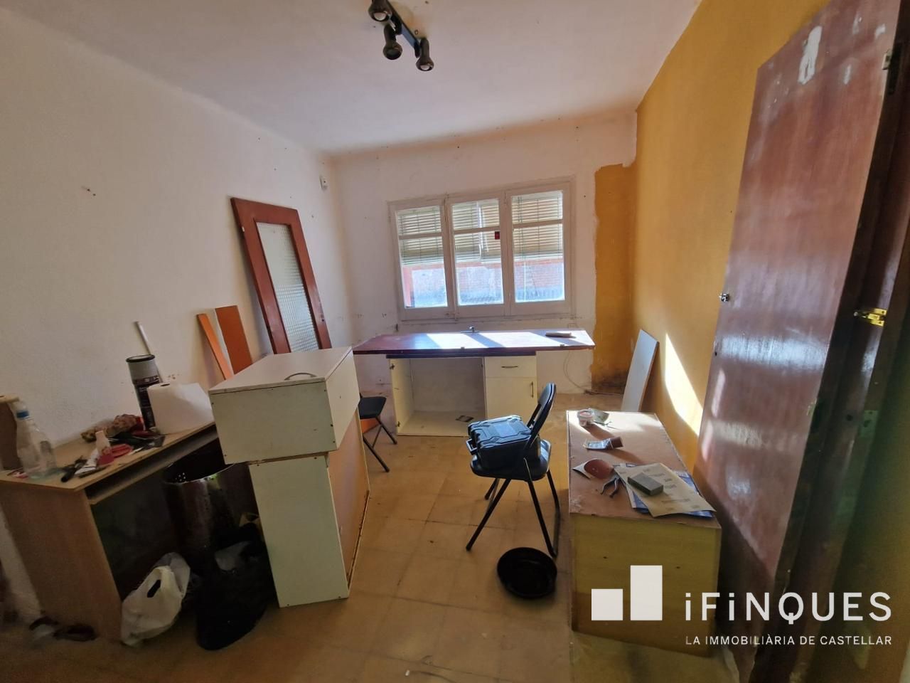 Flat for sale in Sabadell  with Terrace and Internet