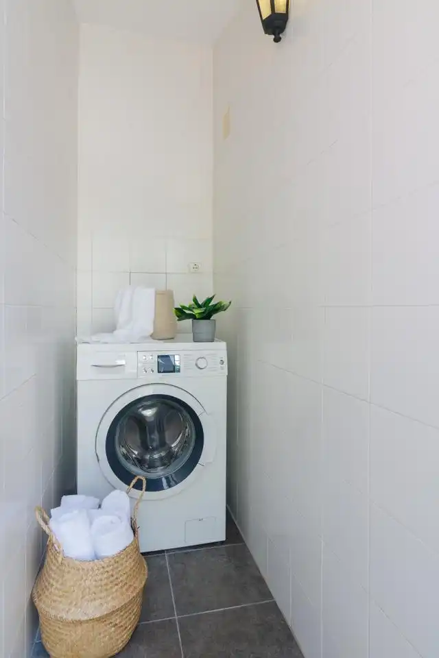 Baño de Dúplex en venta en Nerja con Aire acondicionado, Terraza y Trastero