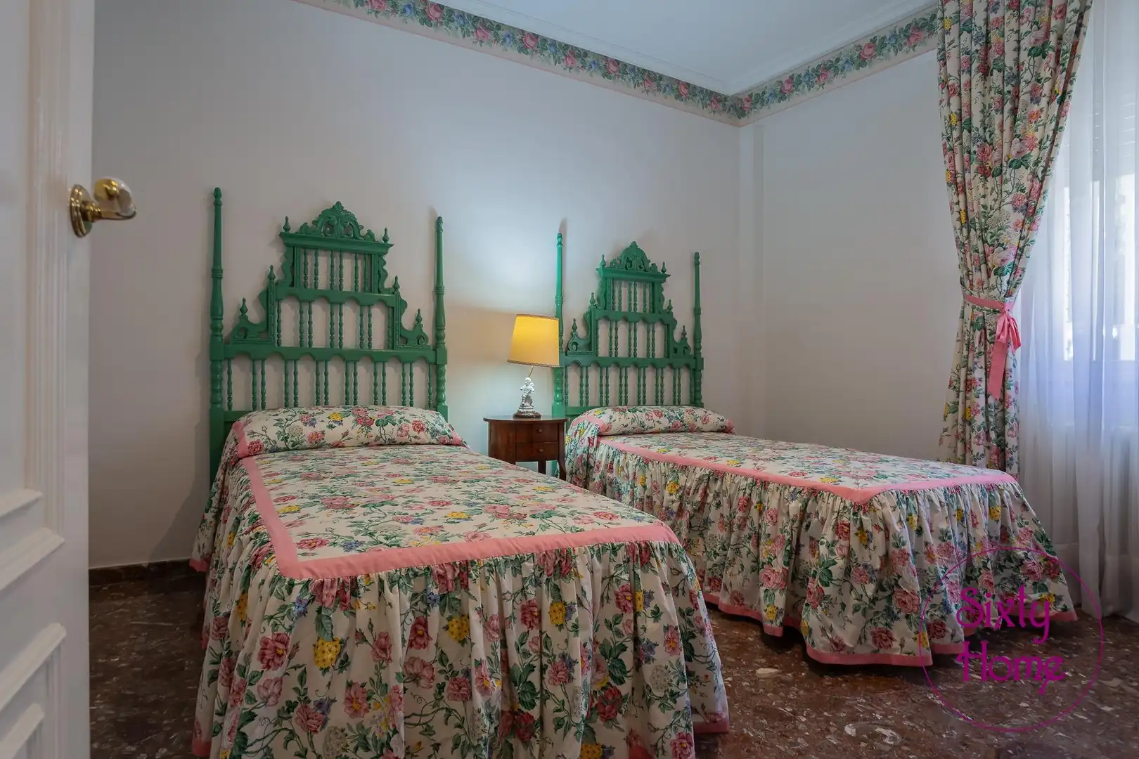 Dormitori de Casa o xalet en venda en Zaragoza amb Aire condicionat, Calefacció i Jardí privat