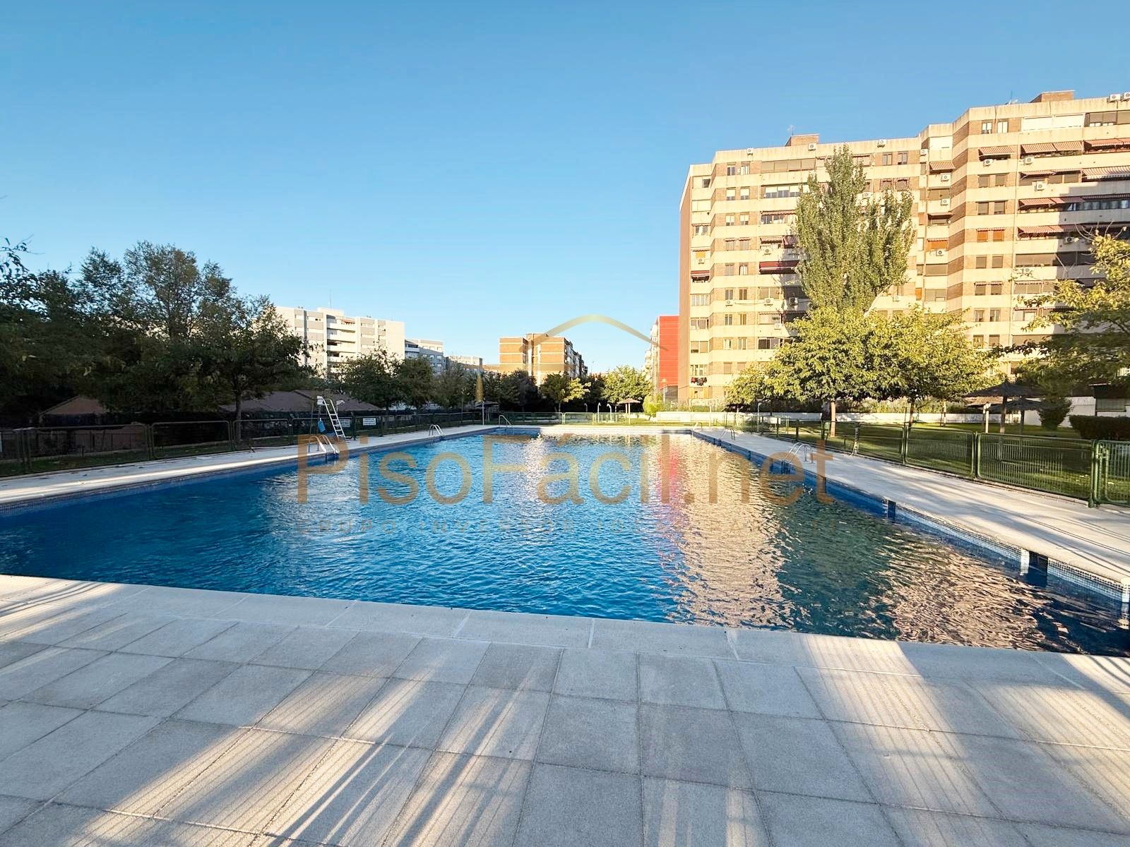 Piscina de Pis en venda en Fuenlabrada amb Aire condicionat, Calefacció i Parquet