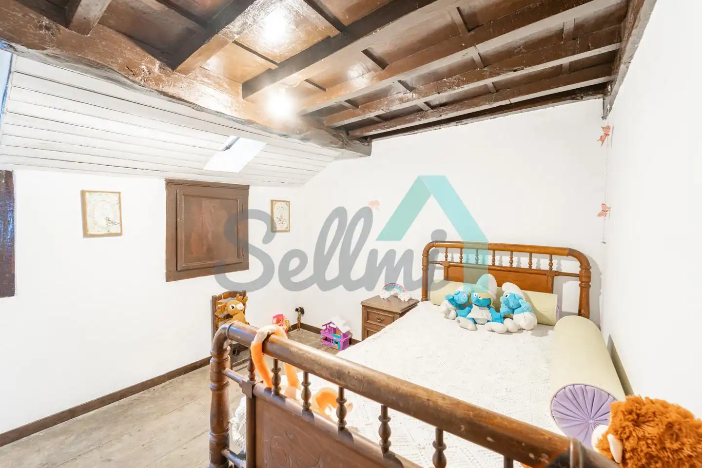 Habitación de Casa adosada en venta en Quirós con Parquet y Trastero
