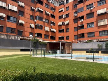 Appartamento con balcone in vendita a Paseo de la Estación