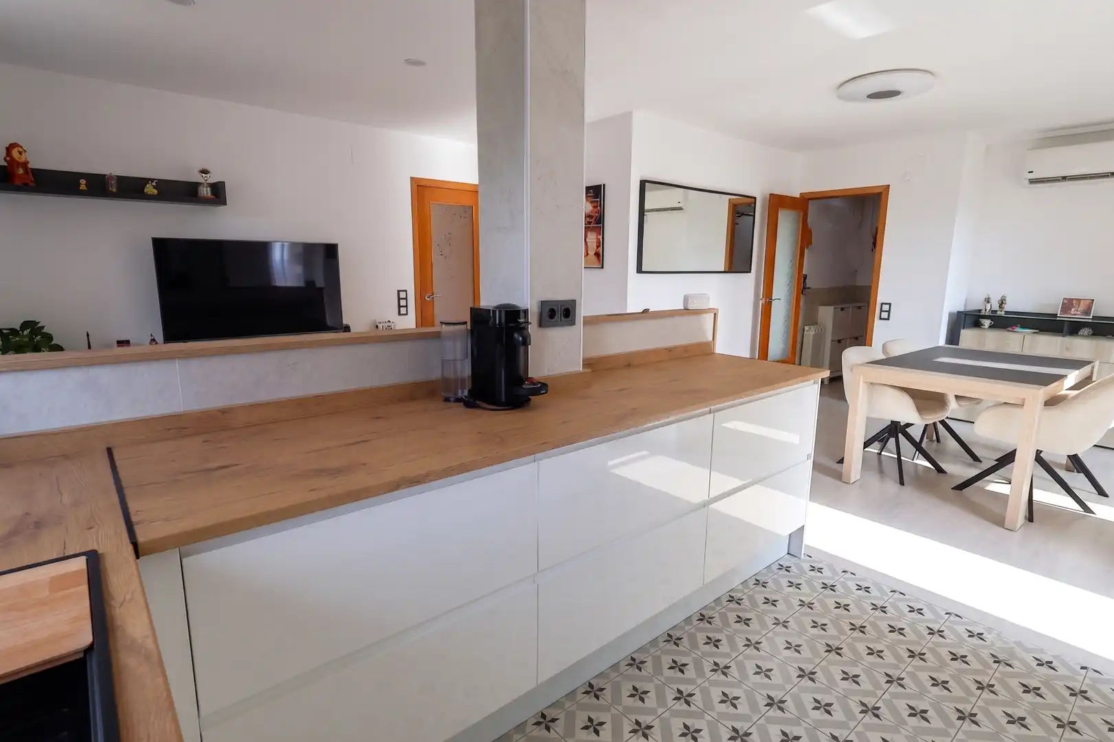 Flat for sale in de Lluís Muncunill, Zona Esportiva