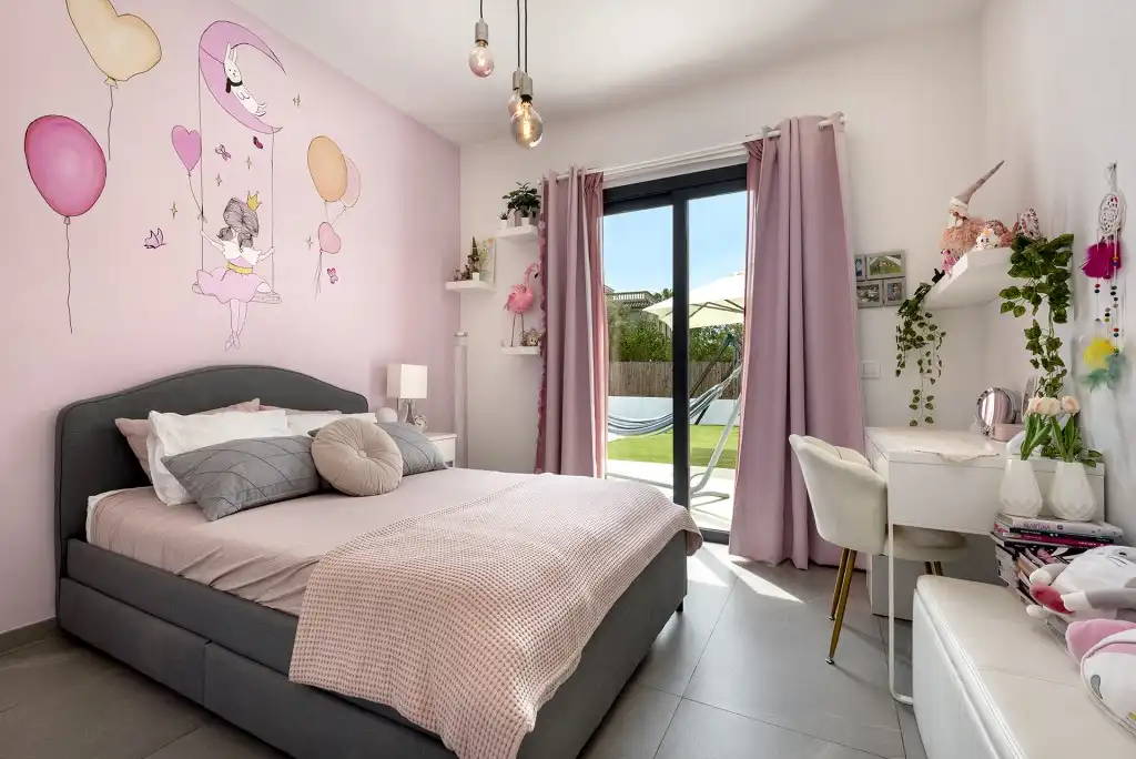 Dormitori de Casa o xalet en venda en Sa Pobla amb Jardí privat i Terrassa