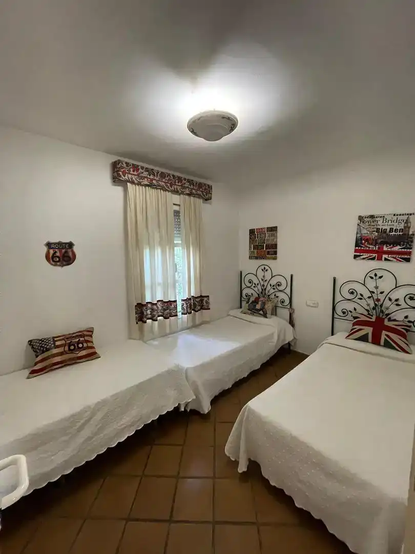 Schlafzimmer von Wohnung zur Miete in Islantilla mit Klimaanlage und Schwimmbad