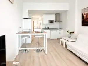 Küche von Wohnung zur Miete in Madrid mit Klimaanlage, Heizung und Parkett