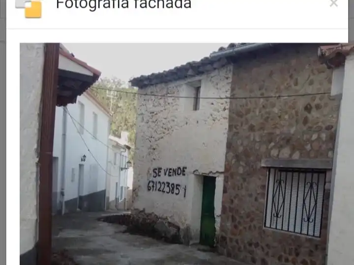 Casa en venda a Calle B 15