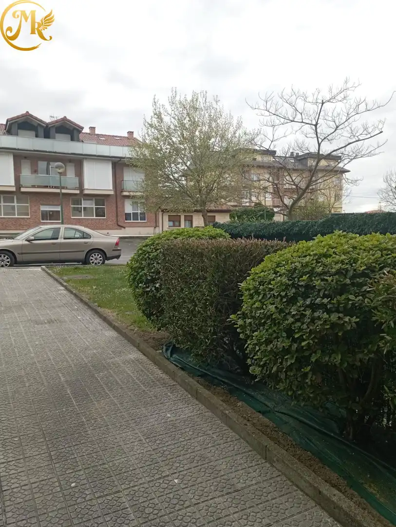 Parkplatz von Wohnung zum Verkauf in Suances mit Heizung und Terrasse