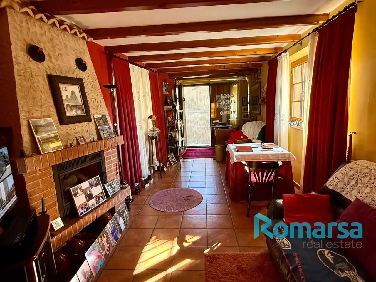 Living room of Houses for sale in Bohoyo  with Heating, Parquet flooring and Furnished