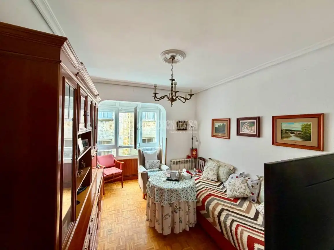 Wohnzimmer von Wohnung zum Verkauf in Santander