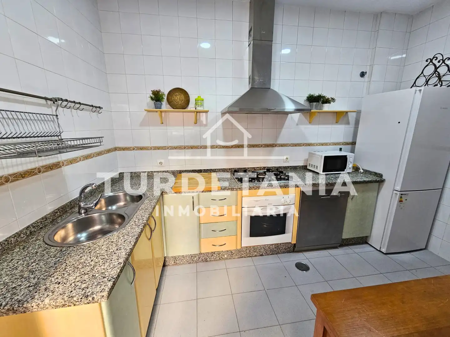 Ground floor for sale in V Centenario - Piletas - Capuchinos