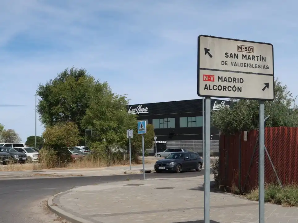 Außenansicht von Fabrik Grundstücke zum Verkauf in Alcorcón