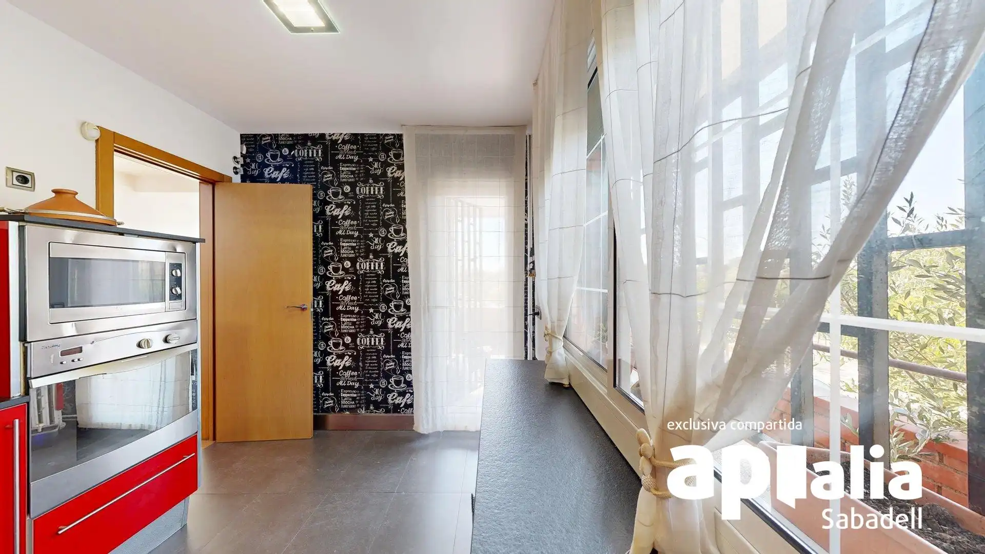 Habitación de Casa o chalet en venta en Barberà del Vallès con Calefacción, Jardín privado y Terraza