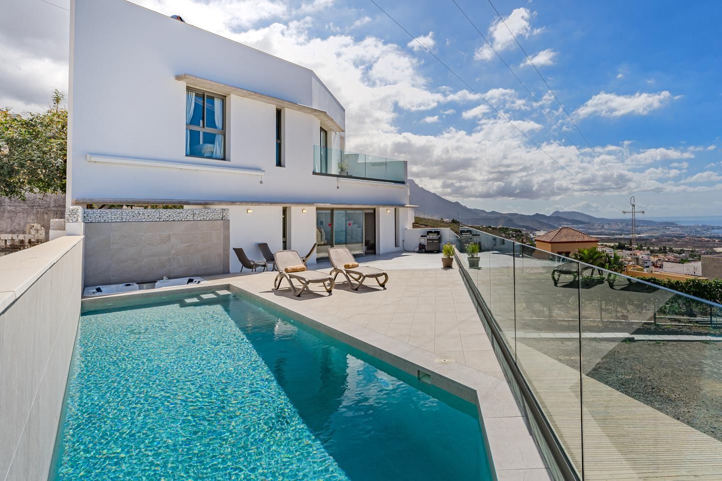 Exterior view of House or chalet to rent in Adeje  with Air Conditioner, Private garden and Terrace