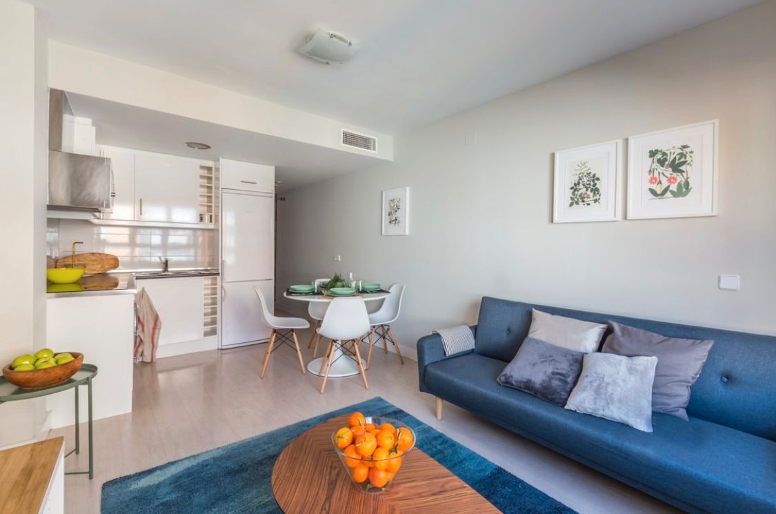 Sala d'estar de Estudi en venda en  Madrid Capital amb Aire condicionat, Calefacció i Terrassa