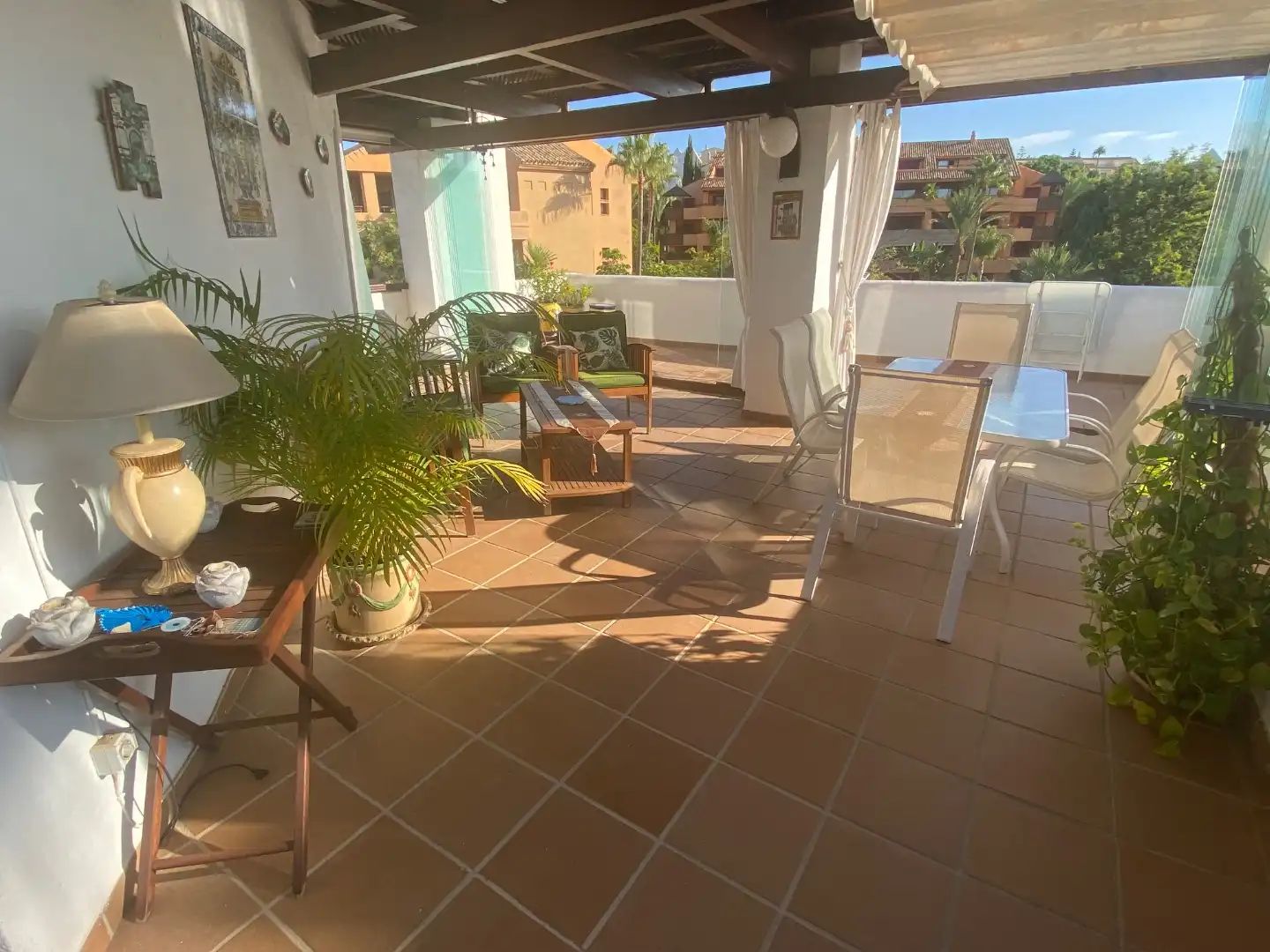 Terrasse von Dachboden zur Miete in Marbella mit Klimaanlage und Terrasse