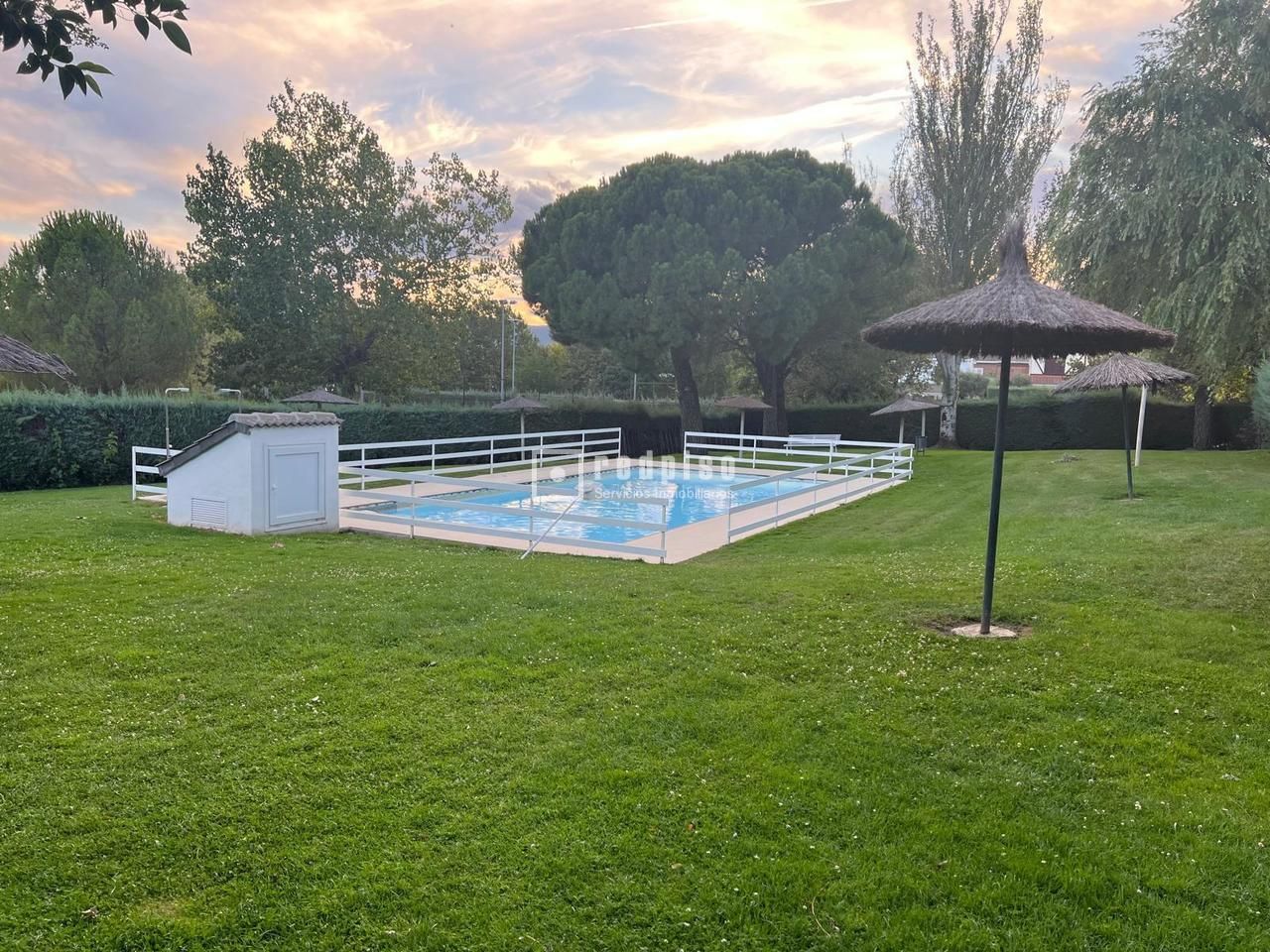 Piscina de Casa o xalet de lloguer en Collado Mediano amb Calefacció i Moblat