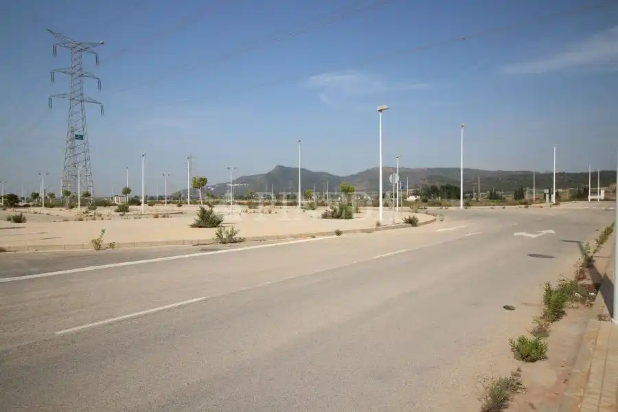 Terreny industrial en venda en Sagunto / Sagunt