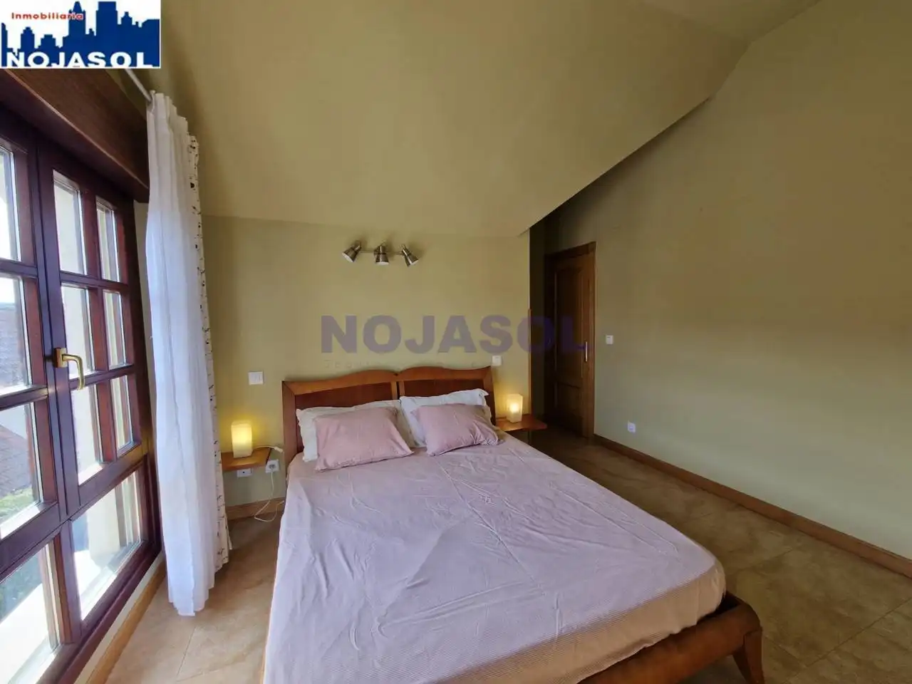 Bedroom of Detached homes for rent in Hazas de Cesto  with Heating, Private garden and Terrace
