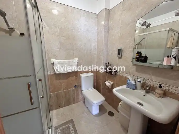 Baño de Piso en venta en Los Realejos con Amueblado