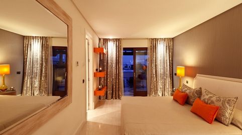 Foto 4 de Àtic en venda a Centro, Estepona