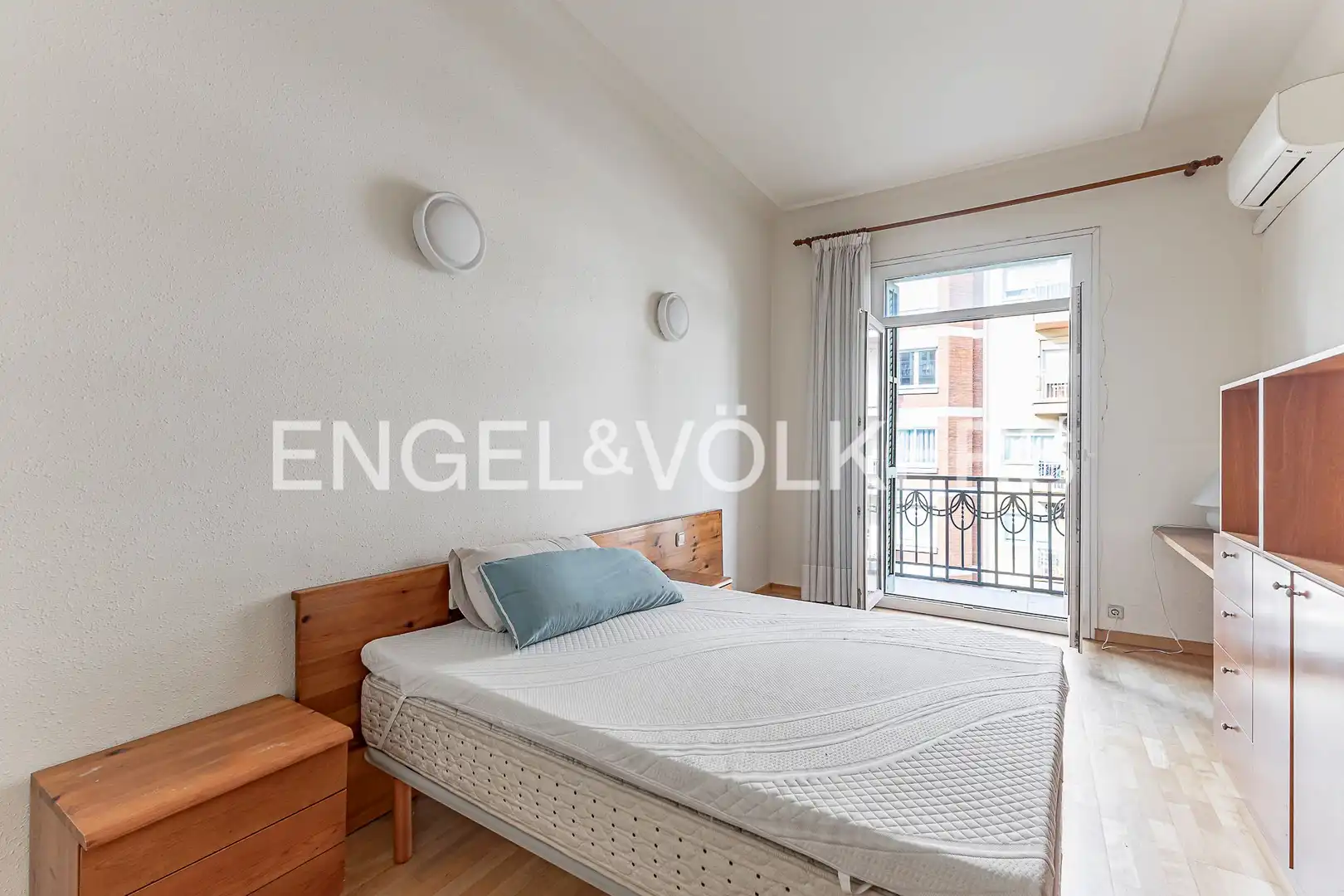 Habitación de Piso en venta en Barcelona con Aire acondicionado, Calefacción y Parquet