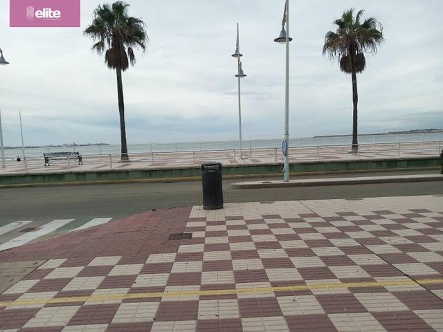 Oficina en Alquiler en Pago Alhaja