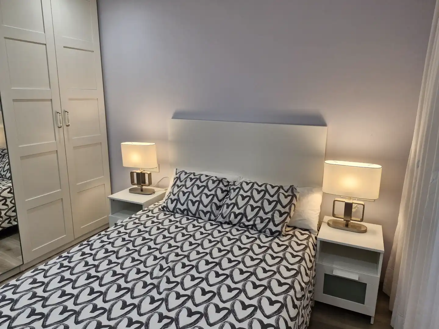 Bedroom of Flat for rent in Bilbao   with Heating, Furnished and Oven