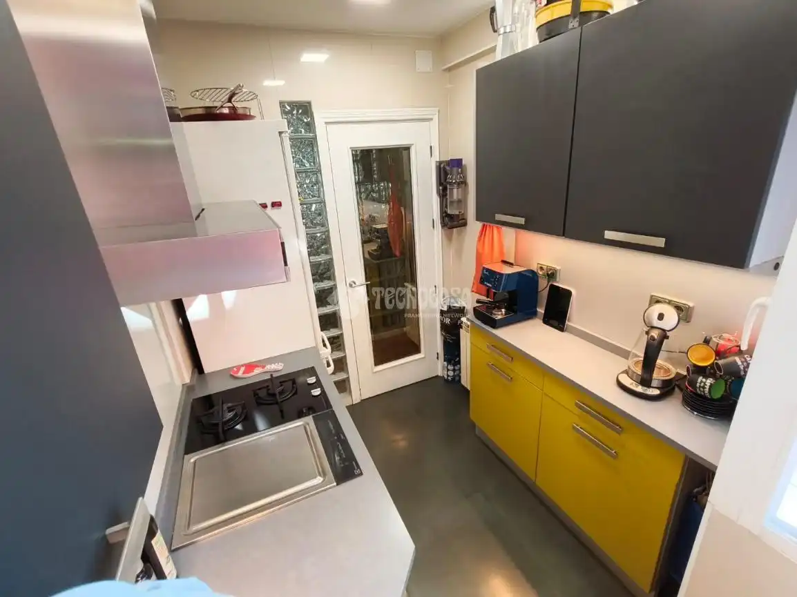 Cocina de Piso en venta en Madrid