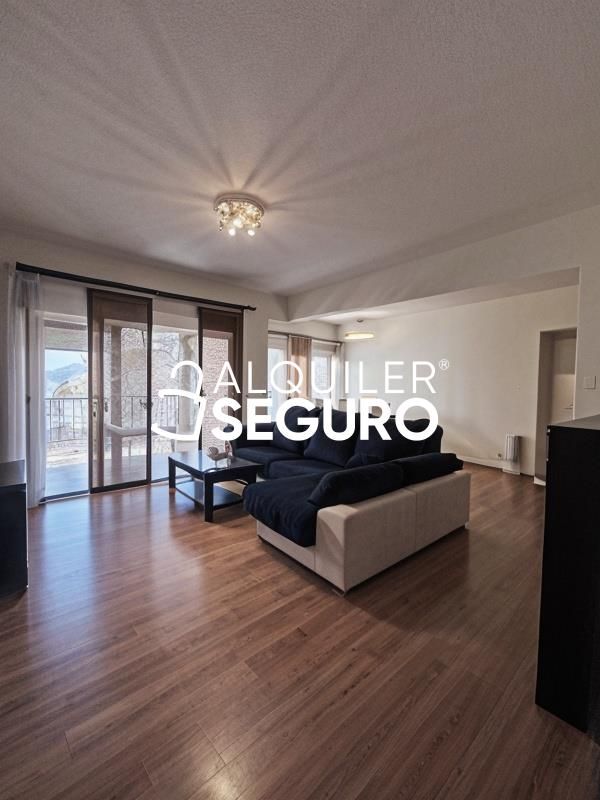 Sala de estar de Piso de alquiler en Alcalá de Henares con Aire acondicionado, Calefacción y Terraza