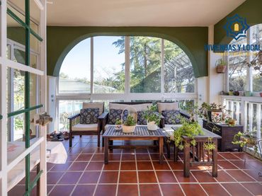 Villa con piscina in vendita a Av. de los Alamos, 163
