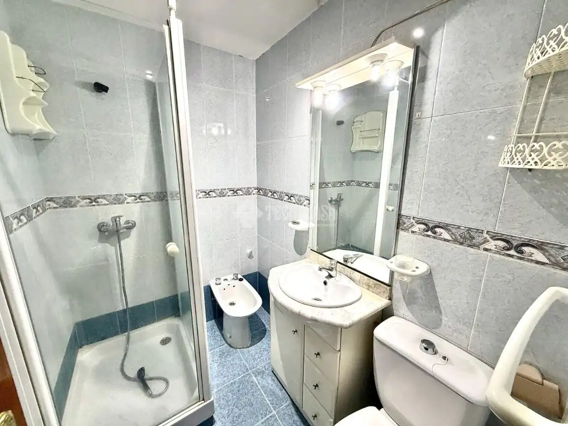 Baño de Piso en venta en Madrid con Aire acondicionado, Calefacción y Terraza