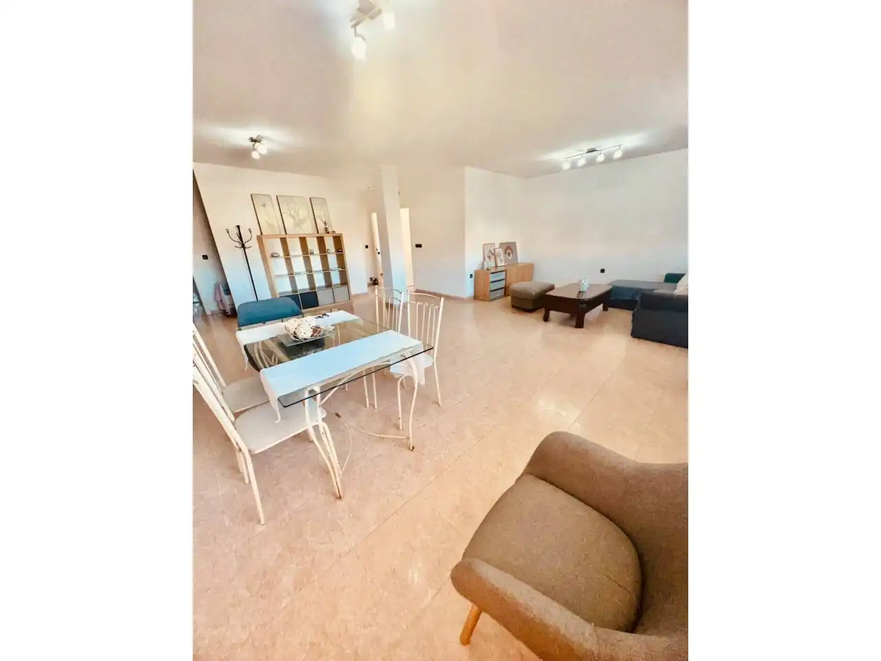 Sala d'estar de Apartament en venda en Santa Pola amb Piscina comunitària