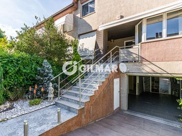 Maison mitoyenne avec piscine à vendre à Monte Rozas