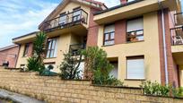 Exterior view of Duplex for sale in Reocín  with Heating and Balcony