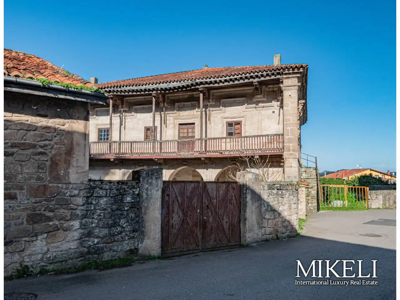 Casa amb jardí en venda a Calle Viernoles, imagen 33