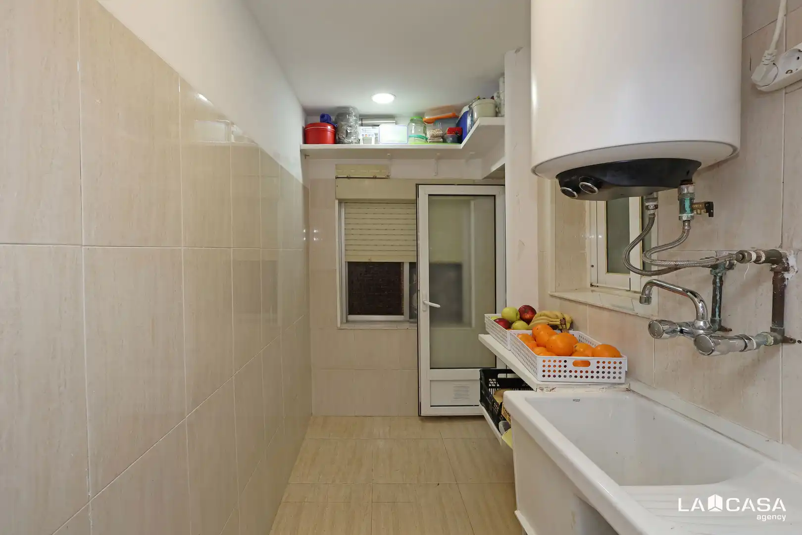 Küche von Wohnung zum Verkauf in Esplugues de Llobregat mit Balkon