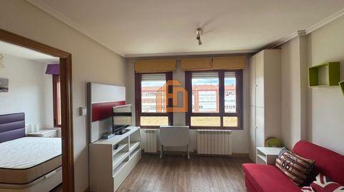 Foto 3 de Apartament de lloguer a Calle Javier Pascual, Valverde de la Virgen, León