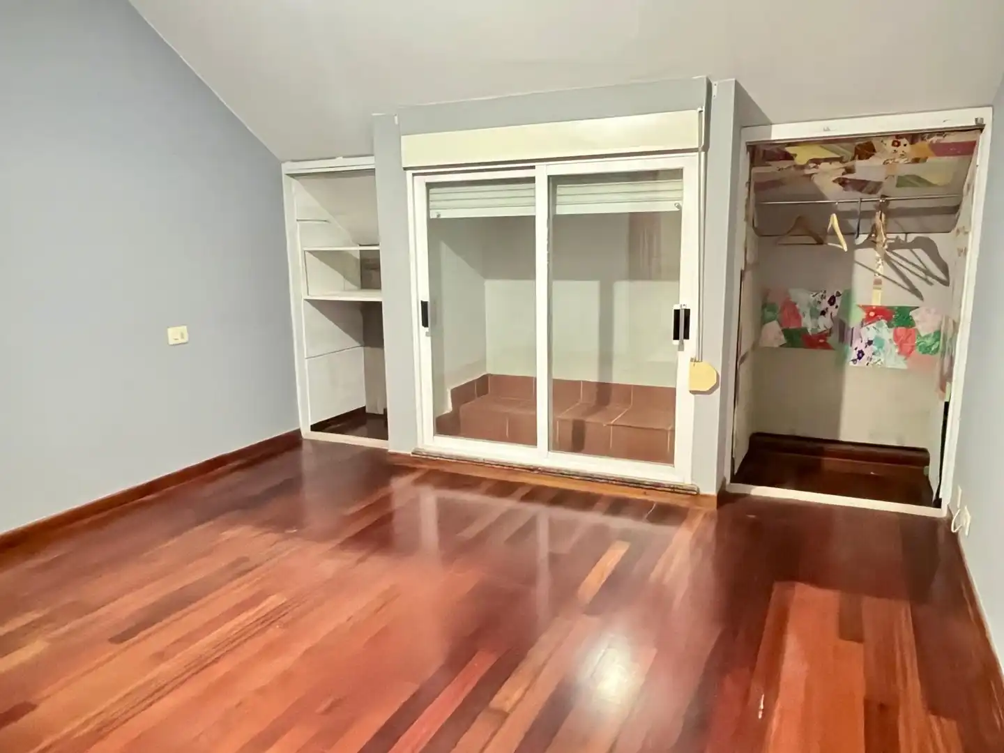 Flat for sale in Noia  with Storage room