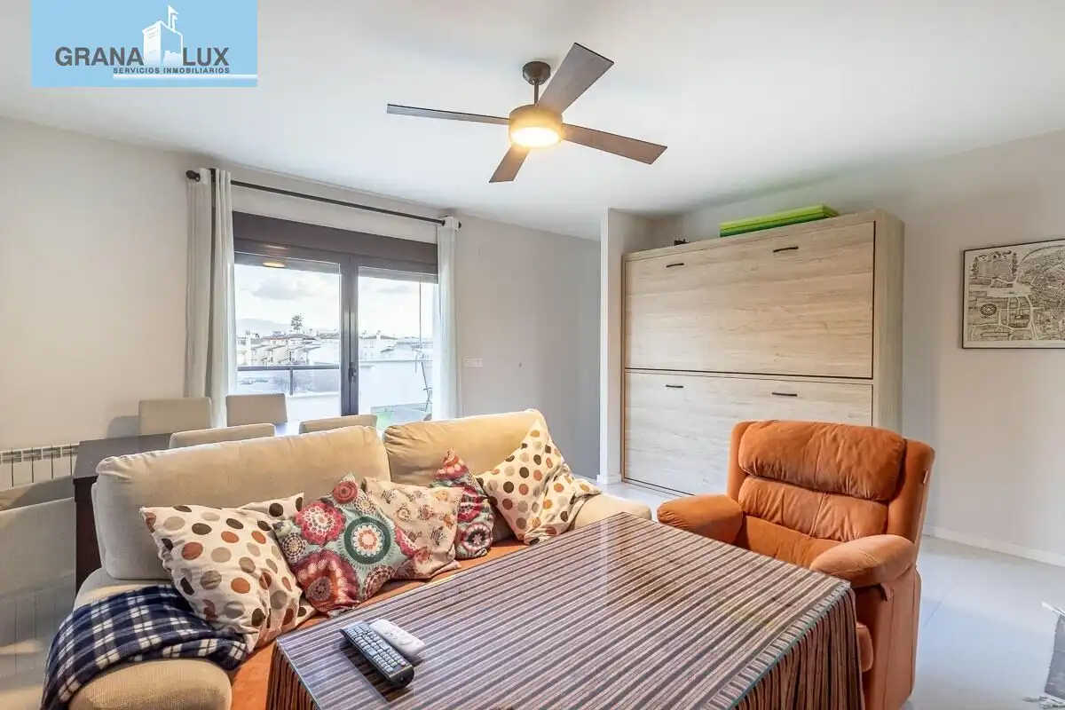 Living room of Houses for sale in Granada  with Air Conditioner, Heating and Terrace