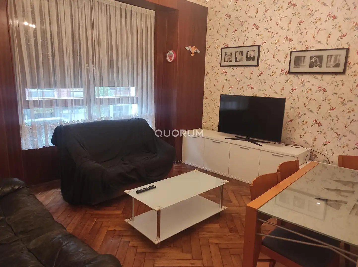 Wohnzimmer von Wohnung zur Miete in Bilbao  mit Heizung und Möbliert