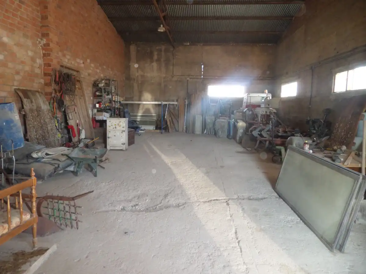 Nave industrial en venta en Argamasilla de Alba, imagen 2