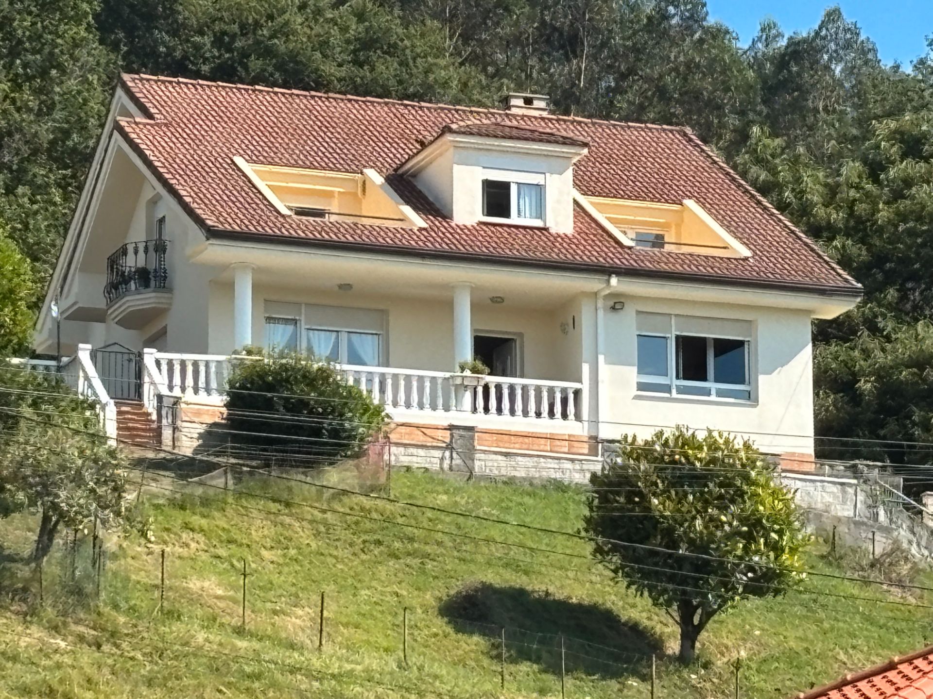 Exterior view of House or chalet for sale in Piélagos  with Heating, Private garden and Parquet flooring
