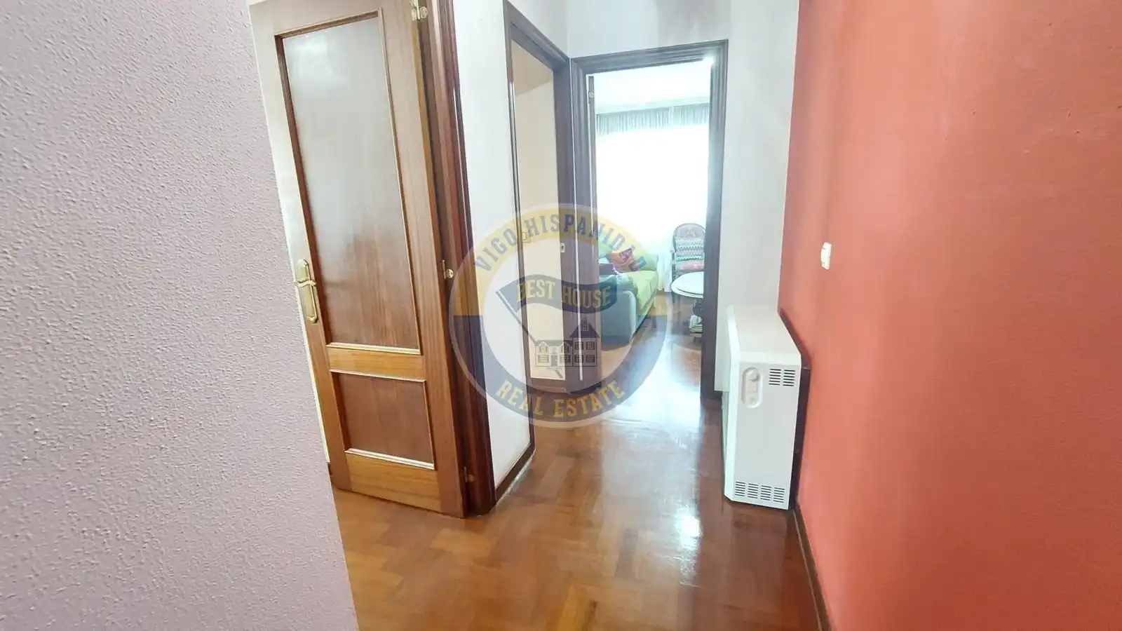 Piso en venta en Vigo  con Calefacción, Parquet y Trastero