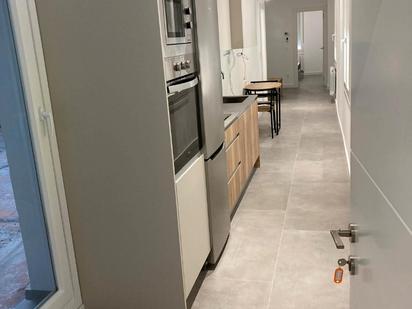 Kitchen of Flat to rent in  Zaragoza Capital  with Heating, Furnished and Oven
