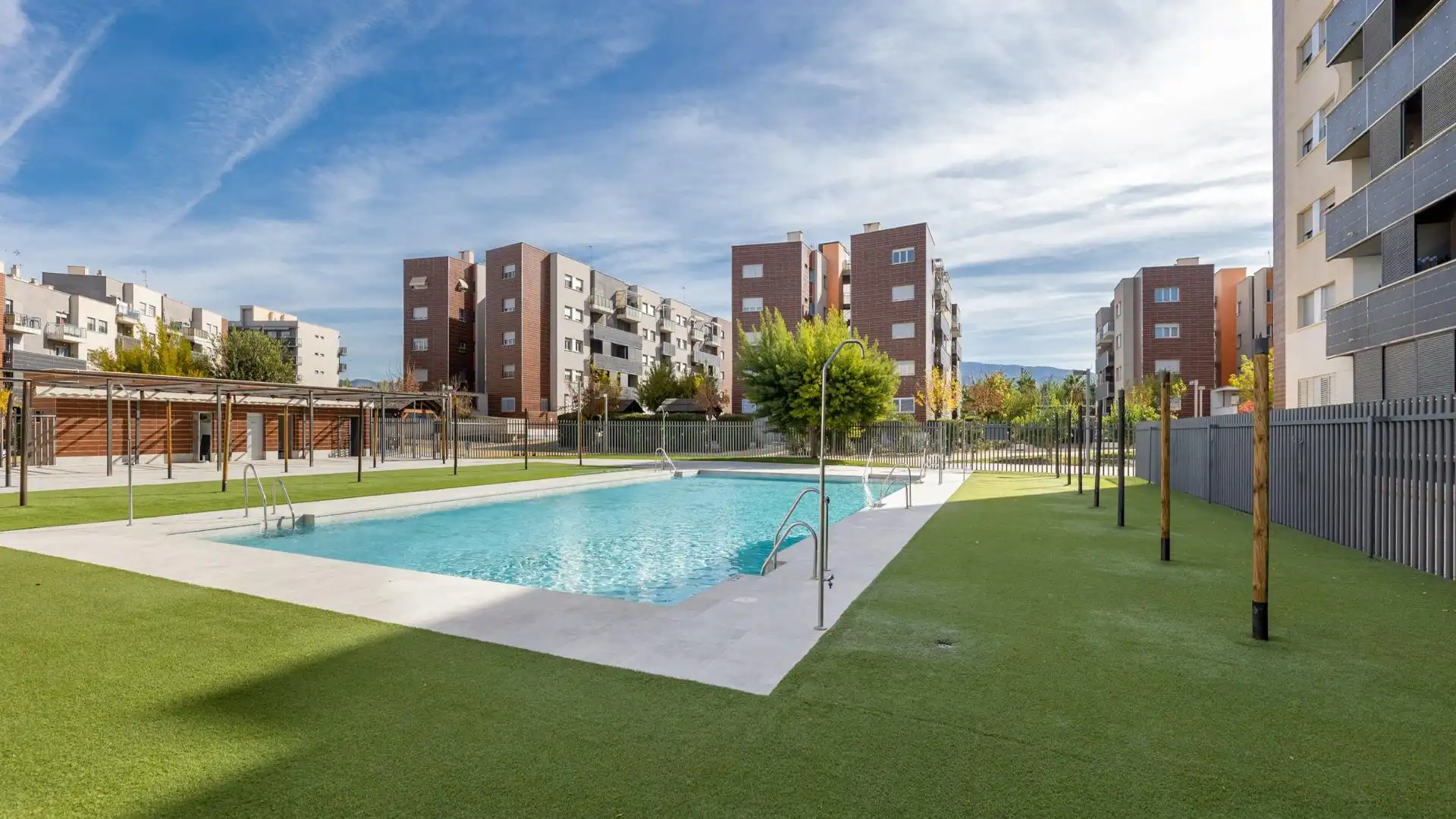 Piscina de Piso en venta en Alhendín con Aire acondicionado, Terraza y Piscina comunitaria
