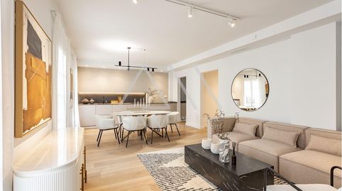 Foto 4 de Piso en venta en El Raval, Barcelona Capital